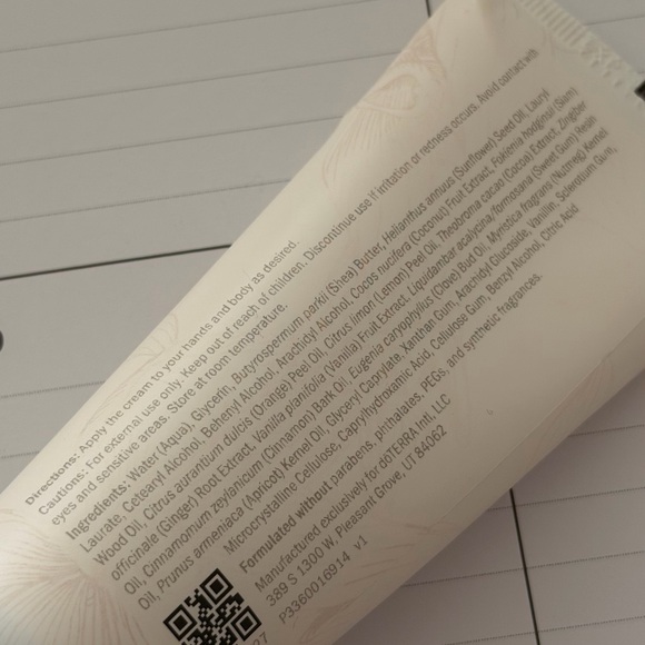 doTERRA Vanilla Dream Restorative Hand Cream - Picture 3 of 3